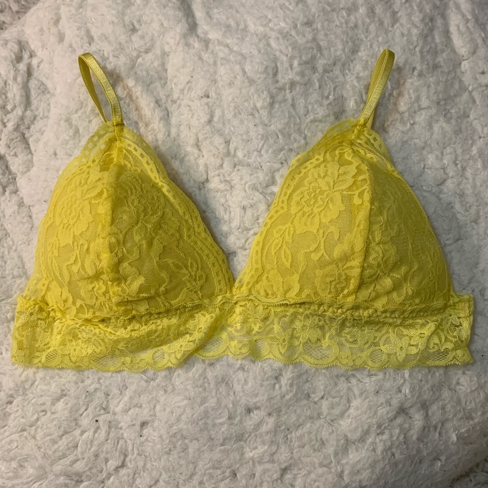 Simple Lounge Lace Bralette Yellow